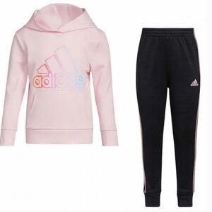 NWT adidas Kids 2 piece Set PINK Size 4T